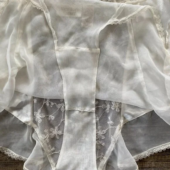 Victoria Secret Gold Tag Bridal Set Size M